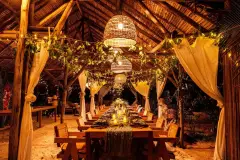 Kolacja pod strzechą w Tao Resort na Madagaskarze